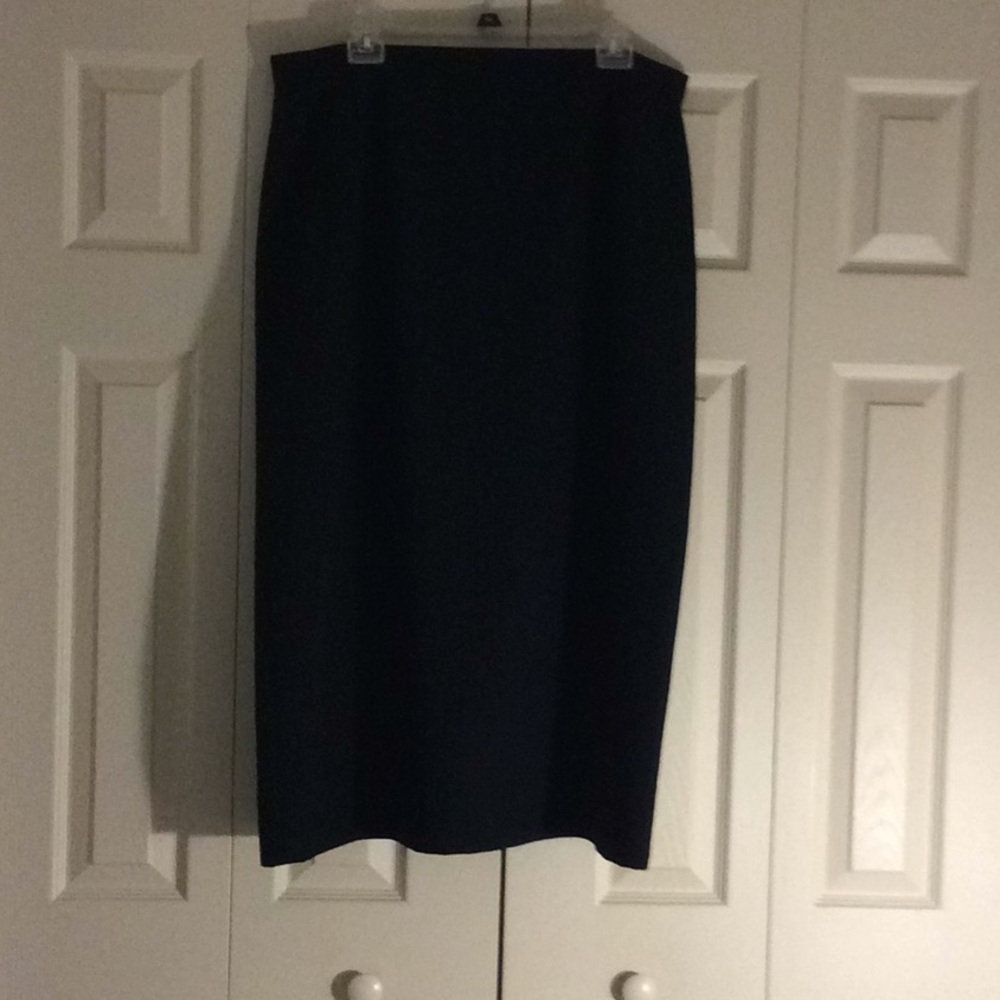 Women’s Long Alia Black 18 Poly/Rayon Long Skirt